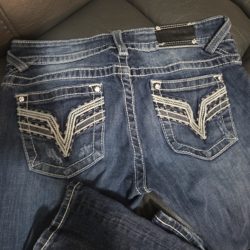 Vigoss Distressed Denim